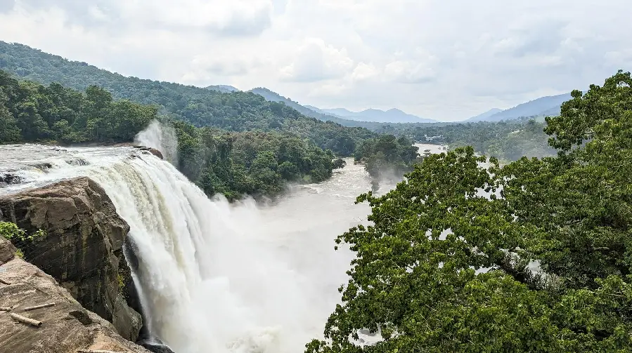 Tourist Places In Kerala For One Day Trip With Friends