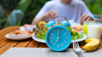 ilustrasi intermittent fasting