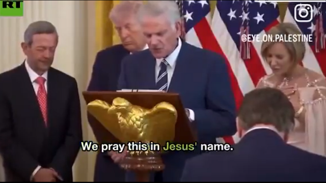 VIDEO! Pastor Katolik ini Sebut Donald Trump “Dikirim Tuhan untuk Bunuh Muslim demi Yahudi